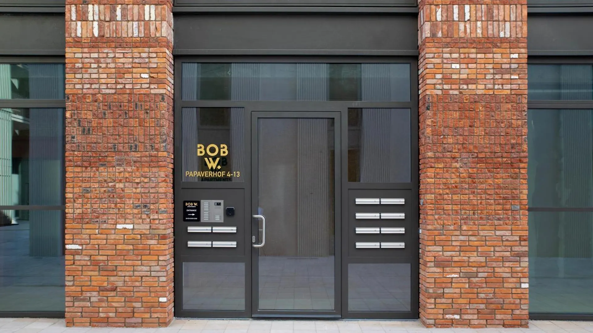 Bob W Amsterdam Noord Aparthotel