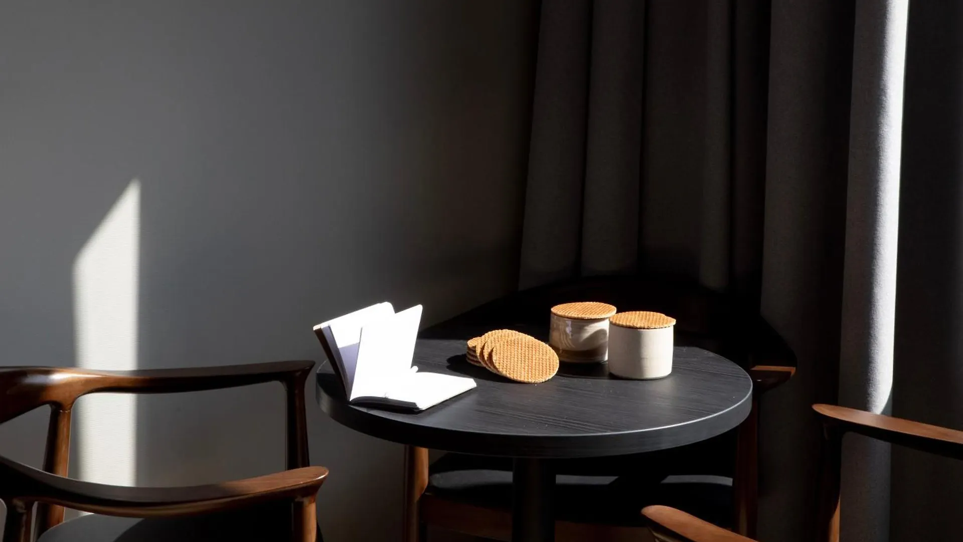 Bob W Amsterdam Noord Aparthotel Netherlands