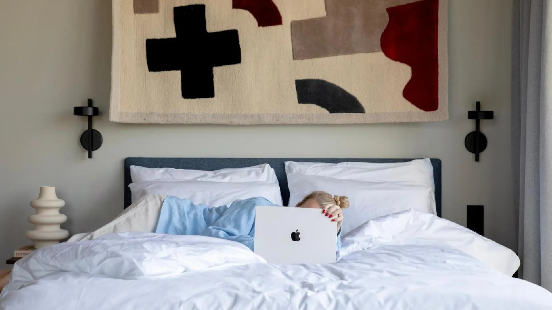 Bob W Amsterdam Noord Aparthotel