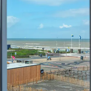 bamboa-beachhouse.zandvoort-hotels.com/