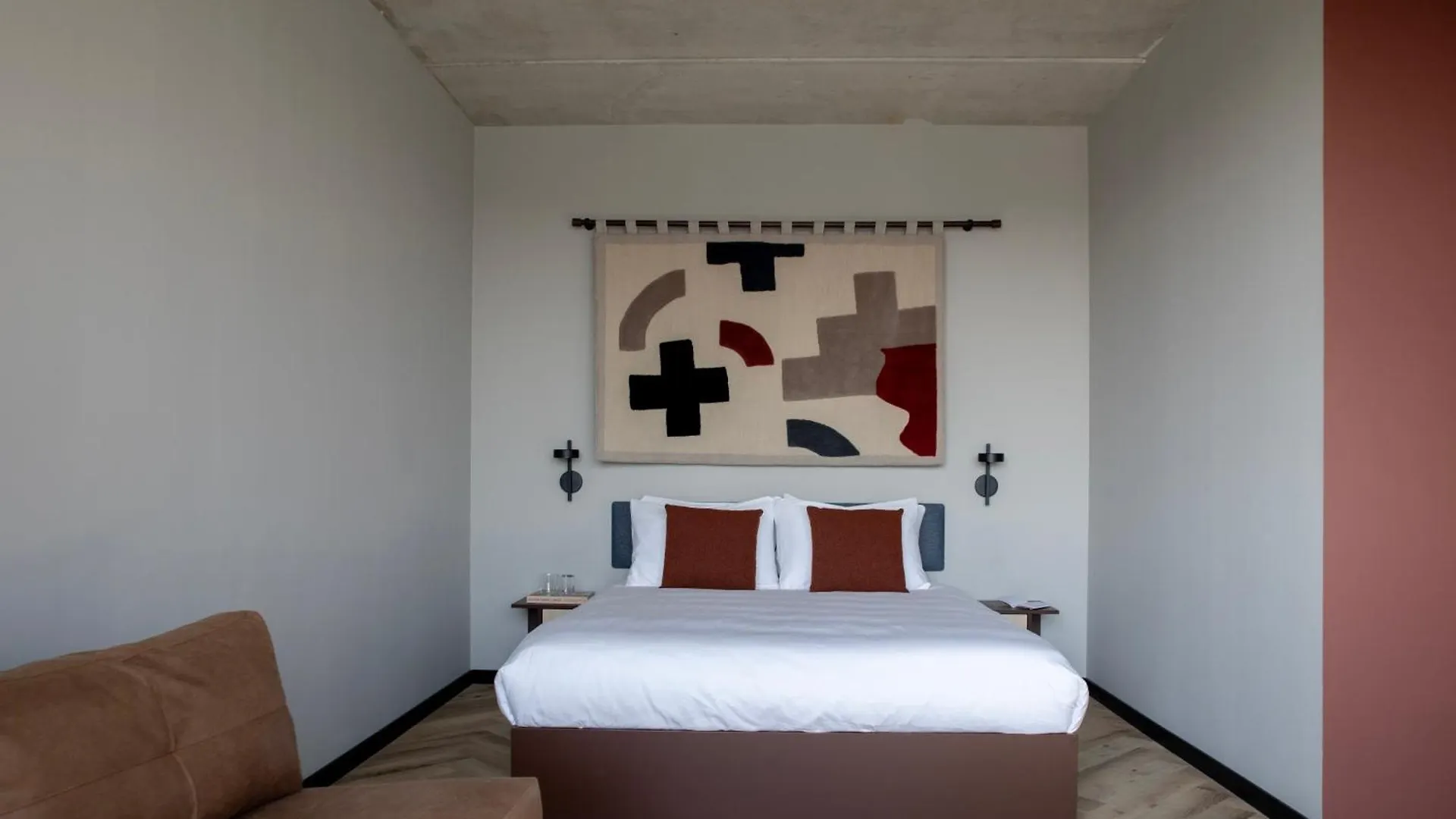 Bob W Amsterdam Noord Aparthotel Netherlands