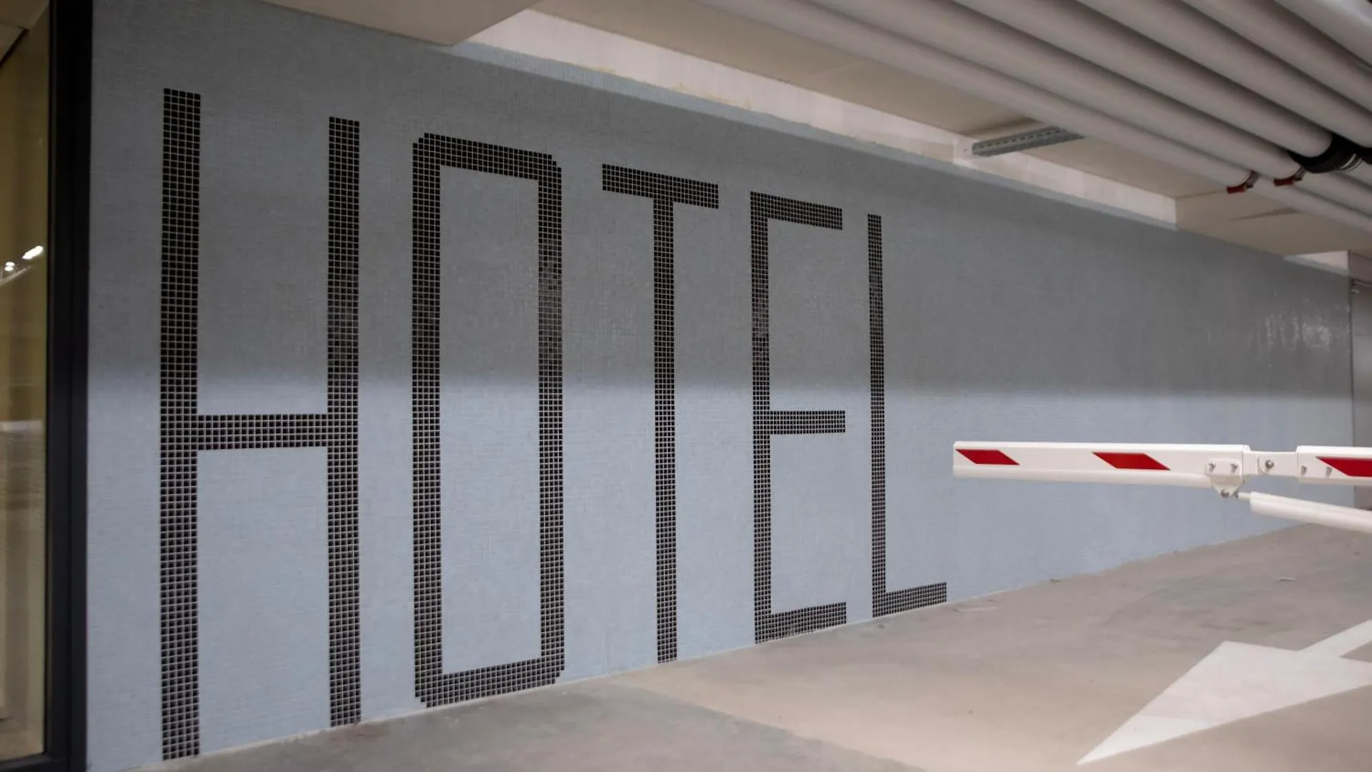Bob W Amsterdam Noord Aparthotel